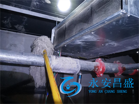 螺桿制冷機(jī)清洗價格大揭秘 開啟中央空調(diào)設(shè)備高效運轉(zhuǎn)