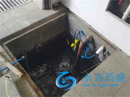 中央空調(diào)制冷機清洗 中央空調(diào)制冷機清洗